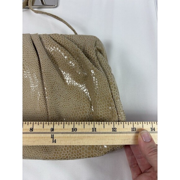 Hobo International Pillow Frame Clutch Tan Leather Snake Reptile Shoulder Strap - Picture 7 of 10